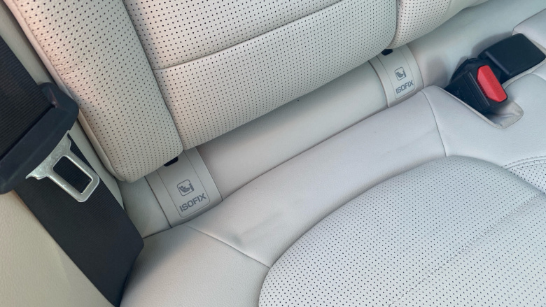 Jaguar F-Pace 2.0 D200 R-Dynamic Black 5dr Auto AWD Diesel Estate